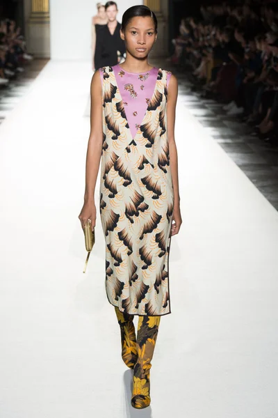 Look 52